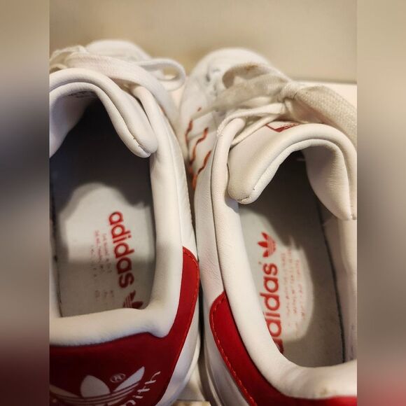 Adidas Stan Smith "Red Squiggly" White/Red Leather Sneakers Womans Sz.9 Ret.$150 - Picture 10 of 13